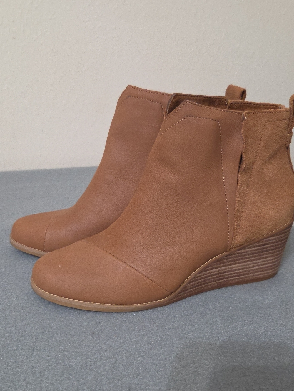 Toms Women’s Clare Brown Leather 3" Wedge Heel Slip-On Ankle Booties - Size 9.5